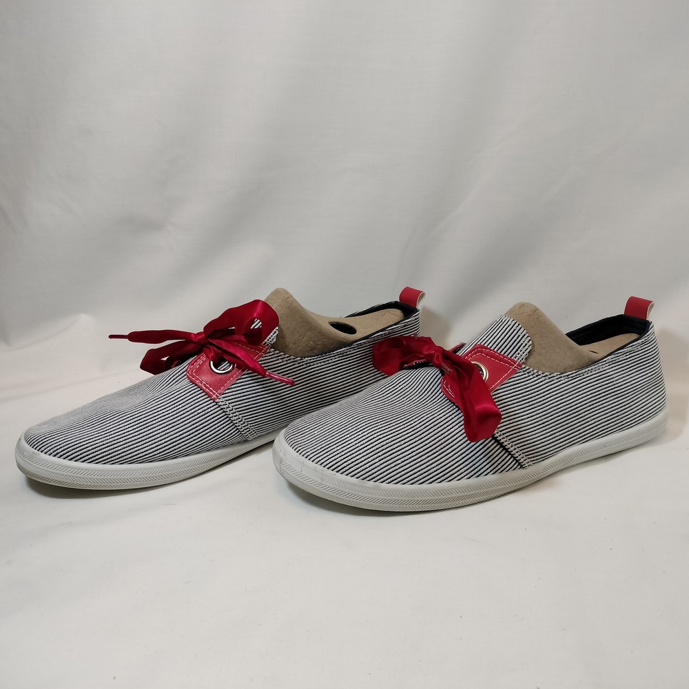 dELiA*s Women's Striped‎ Sneakers with Red Accents - Picture 7 of 7